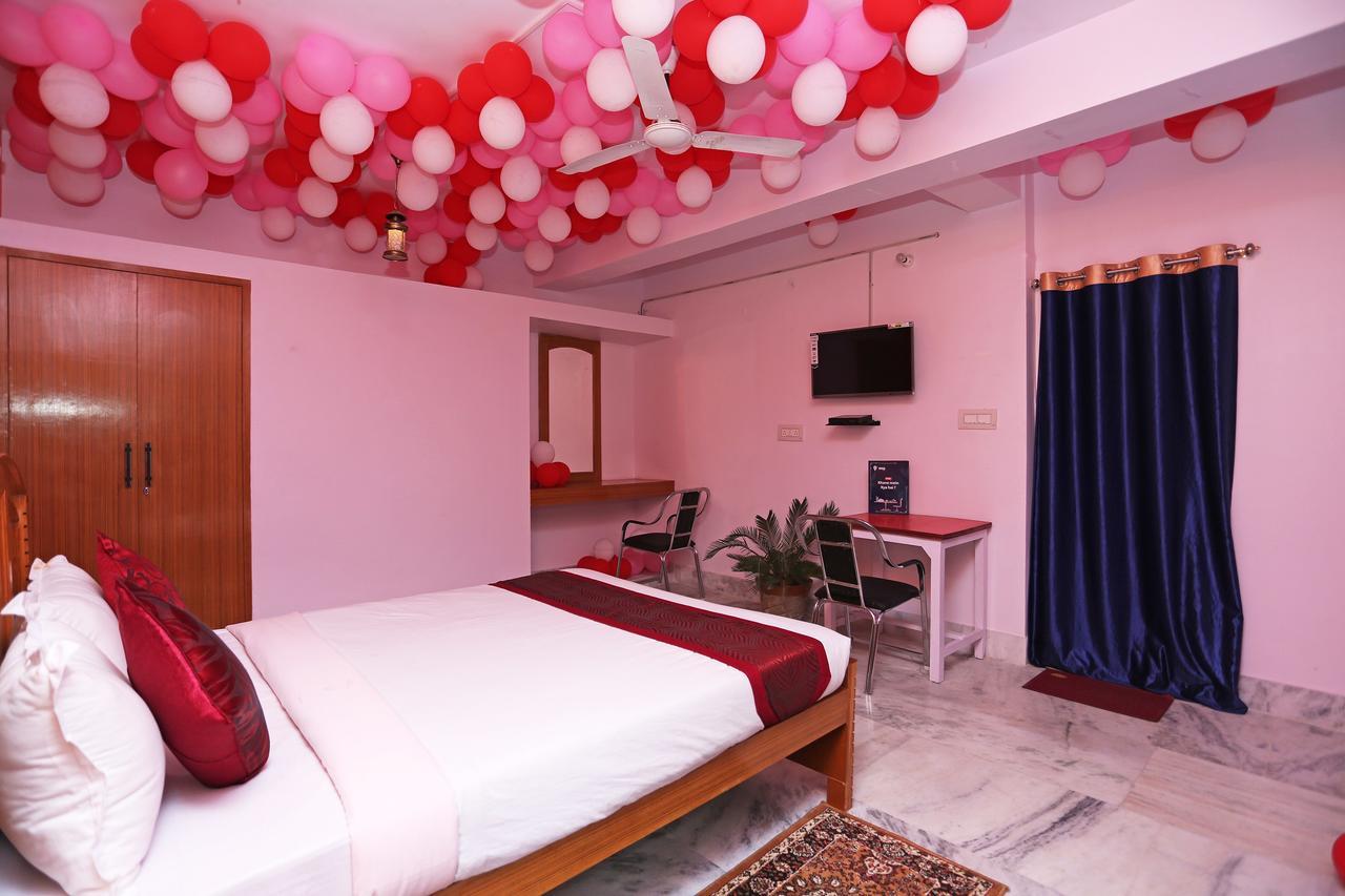 Oyo 10994 Hotel Luxury Inn ปัฏนา ภายนอก รูปภาพ