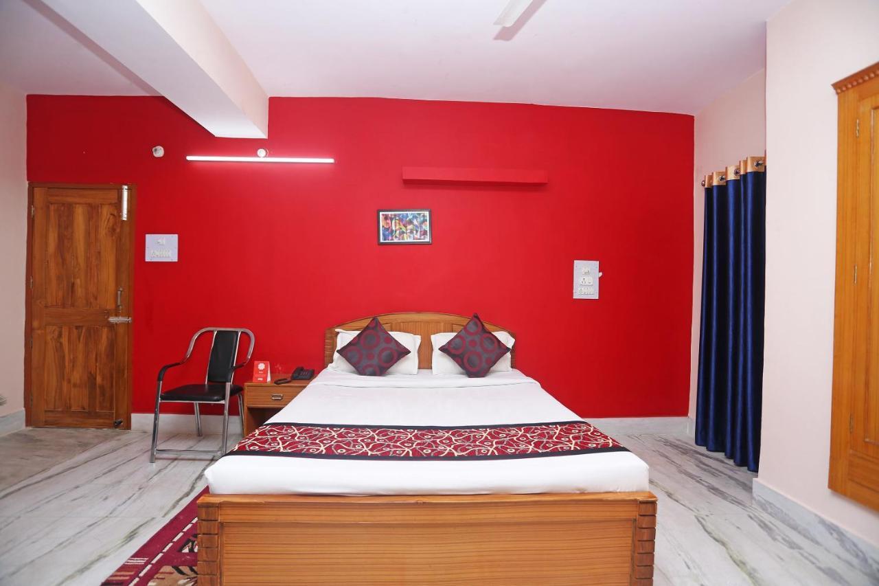 Oyo 10994 Hotel Luxury Inn ปัฏนา ภายนอก รูปภาพ